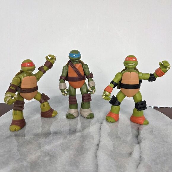 Playmates Other - Teenage Mutant Ninja Turtles Action Figures Lot Leonardo Raphael Michelangelo 4"